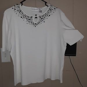 Ladies white short sleeve sweater